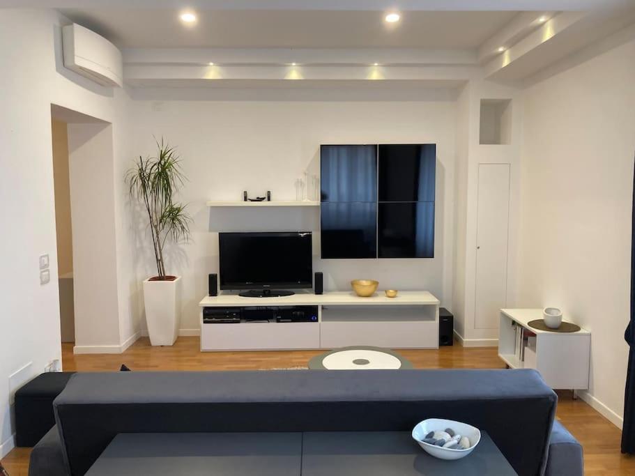 Thesan Lodge, Chic & Modern Design Apartment Grosseto Eksteriør bilde
